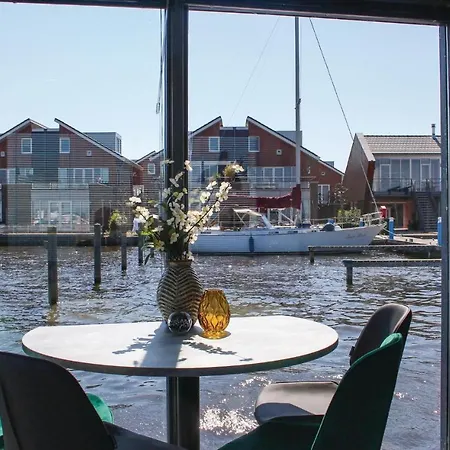 Meerparel - Havenlodge Amstel Tekne Uitgeest